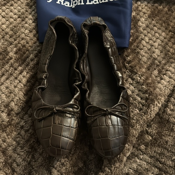 Polo by Ralph Lauren Soft Calfskin Croc Embossed Leather Ballet Flats - Picture 4 of 7